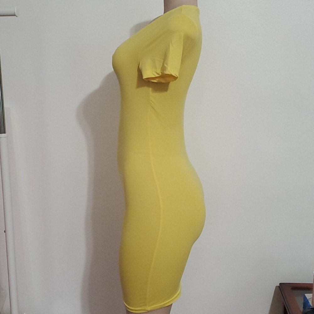 Yellow V-neck Bodycon Dress - Picture 5 of 5
